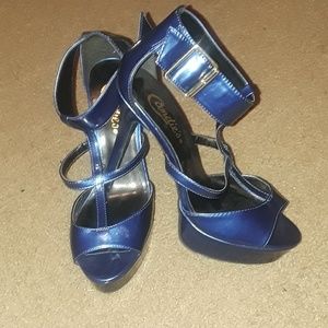 metallic blue Candie's heel